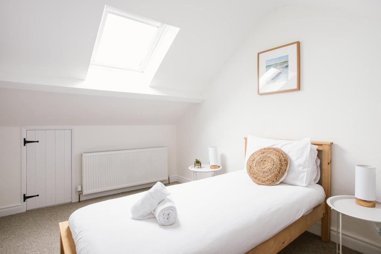 Cosy Period Cottage 2Min Walk To The Beach Portrush Esterno foto