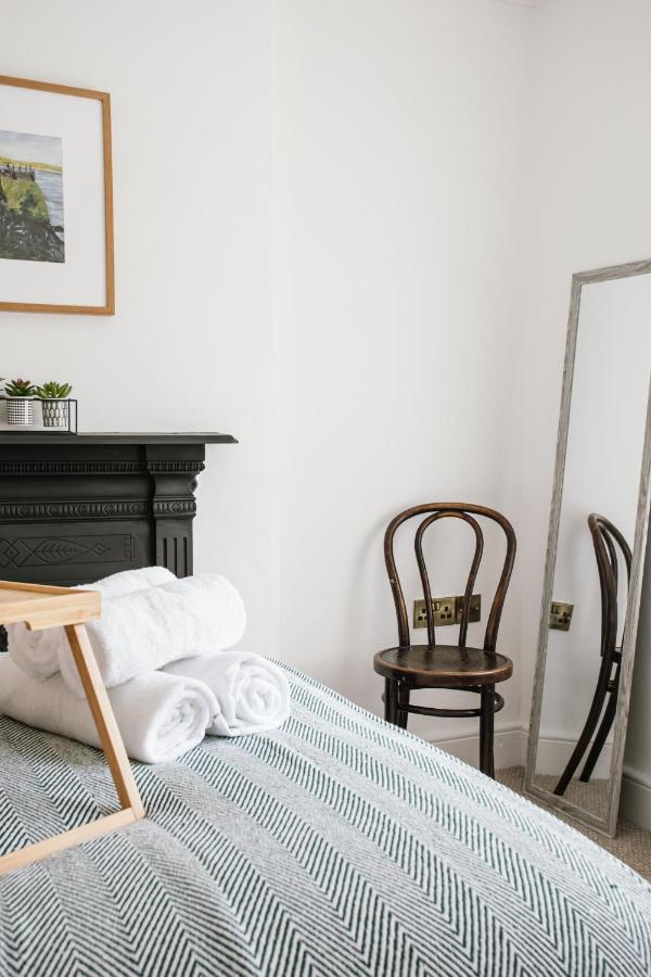 Cosy Period Cottage 2Min Walk To The Beach Portrush Esterno foto