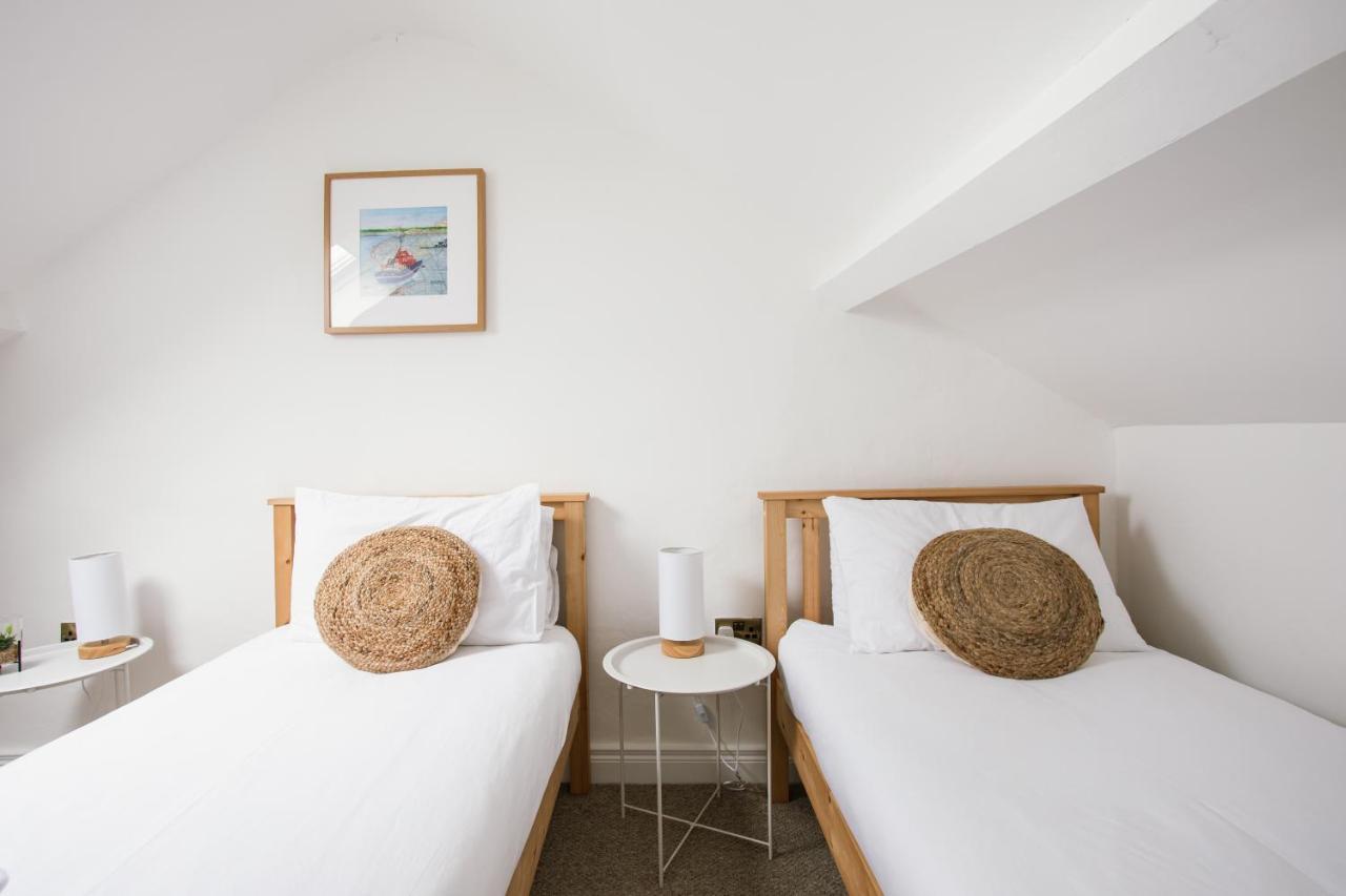Cosy Period Cottage 2Min Walk To The Beach Portrush Esterno foto