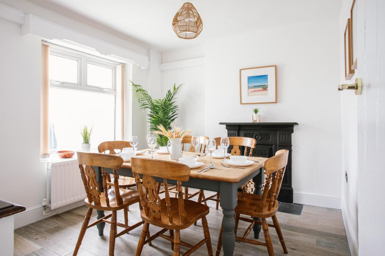 Cosy Period Cottage 2Min Walk To The Beach Portrush Esterno foto