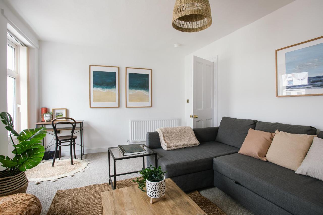 Cosy Period Cottage 2Min Walk To The Beach Portrush Esterno foto